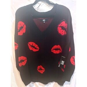 Madden NYC Black Red Lips V Neck Sweater Size XL Cozy Yarn Relaxed Fit
